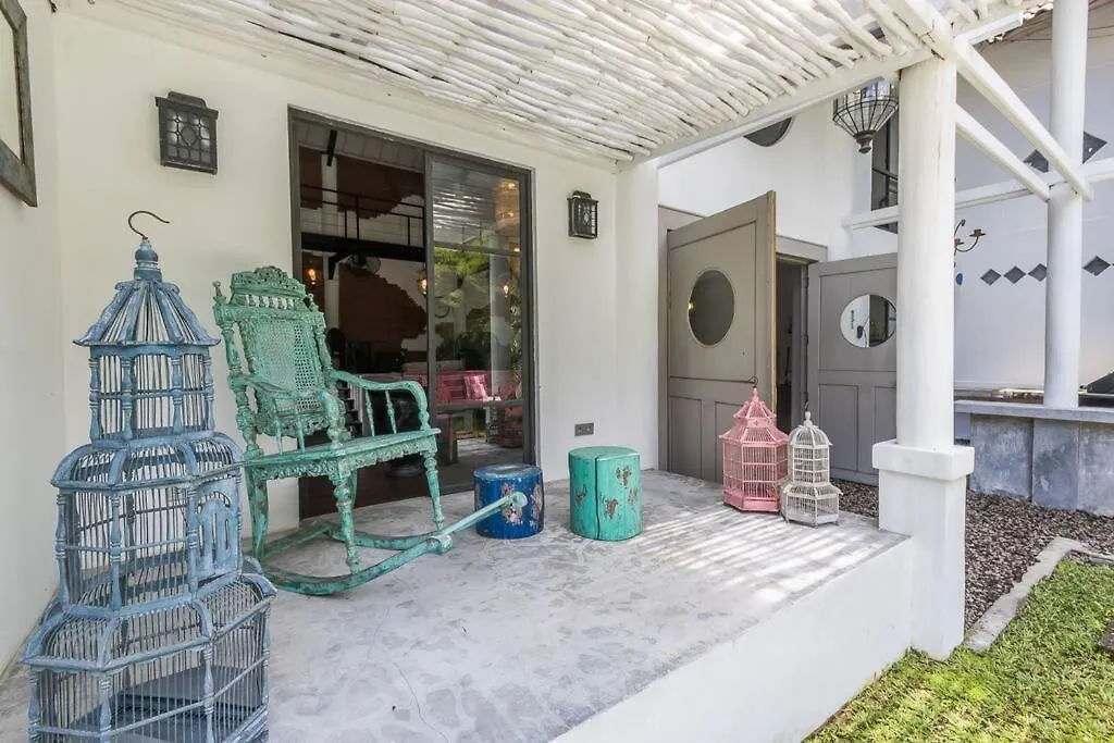 Le Loft Seminyak Boutique Villa