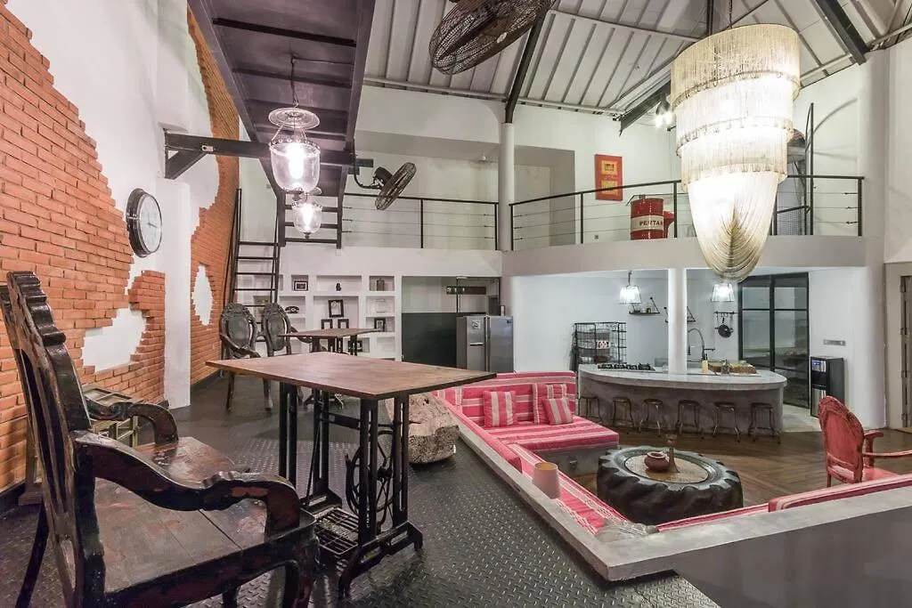 Le Loft Seminyak Boutique Villa 0*,