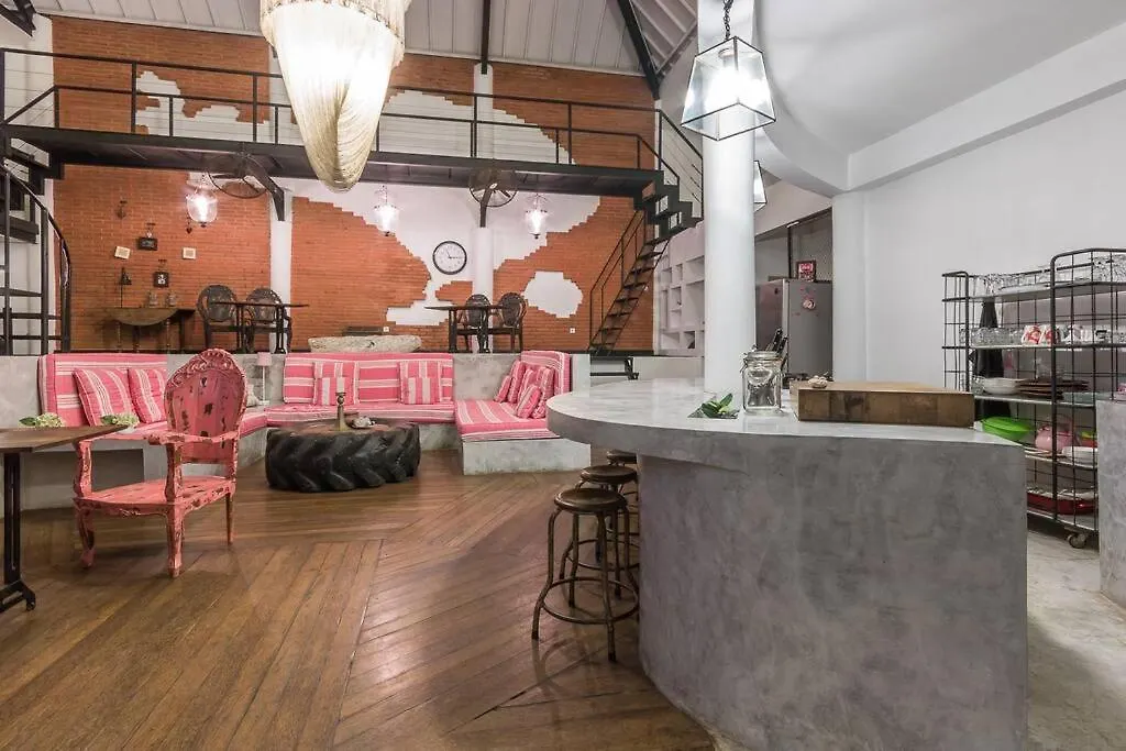 Le Loft Seminyak Boutique Villa Indonesia