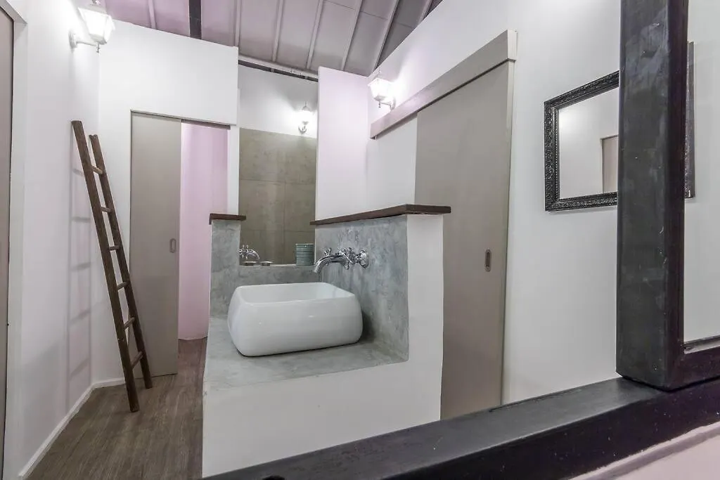 Le Loft Seminyak Boutique Villa Indonesia