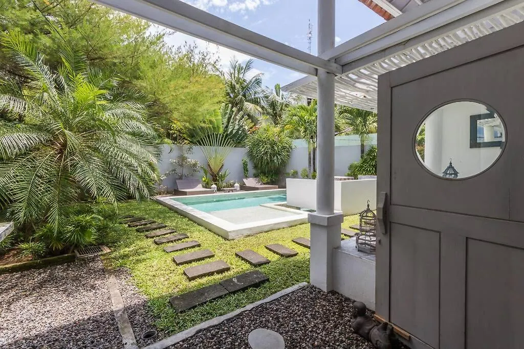 Le Loft Seminyak Boutique Villa